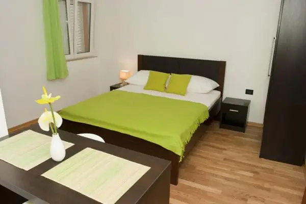 _30258Topic_APP_04_02