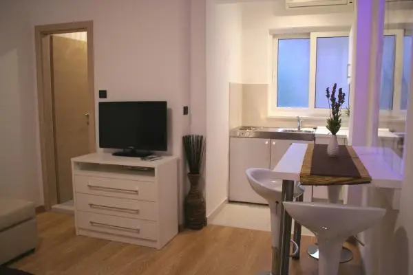 Villa_L_L_30257jureapartman018